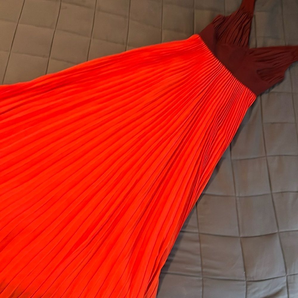 Moulinette Soeurs Sleeveless Formal Maxi Dress